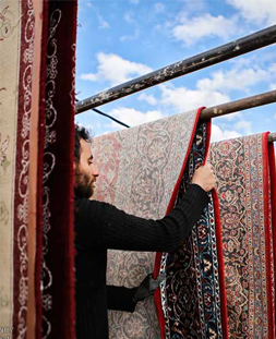خشک کردن قالی در قالیشویی هفت حوض